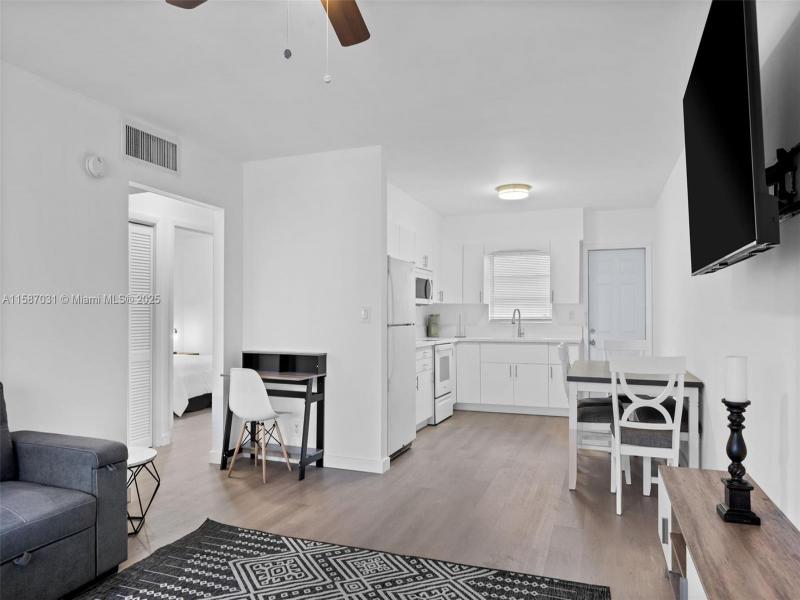 Property photo # 4