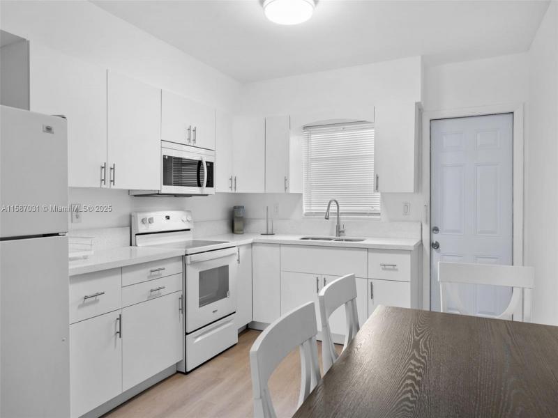 Property photo # 6