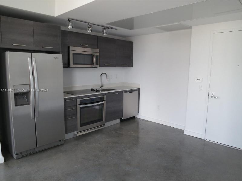 Property photo # 2