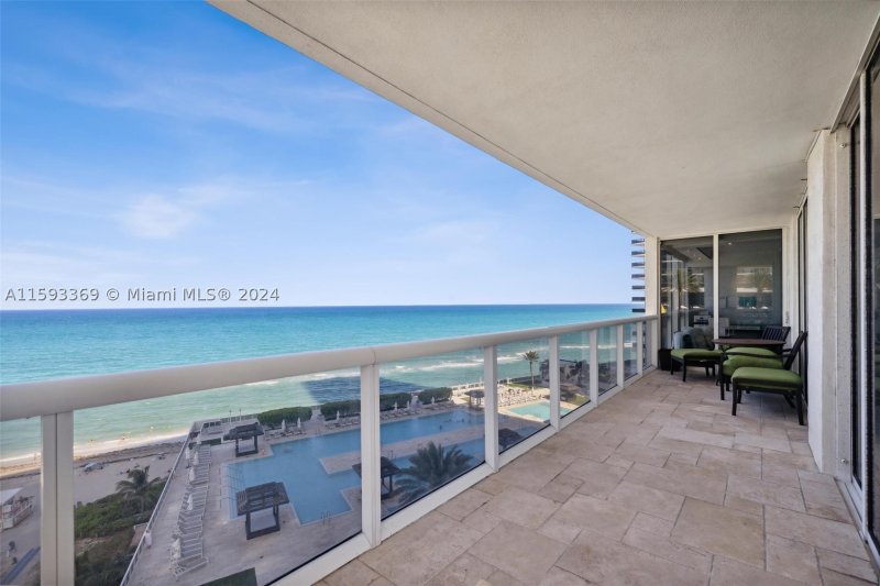 Beach Club Three Apt #1401