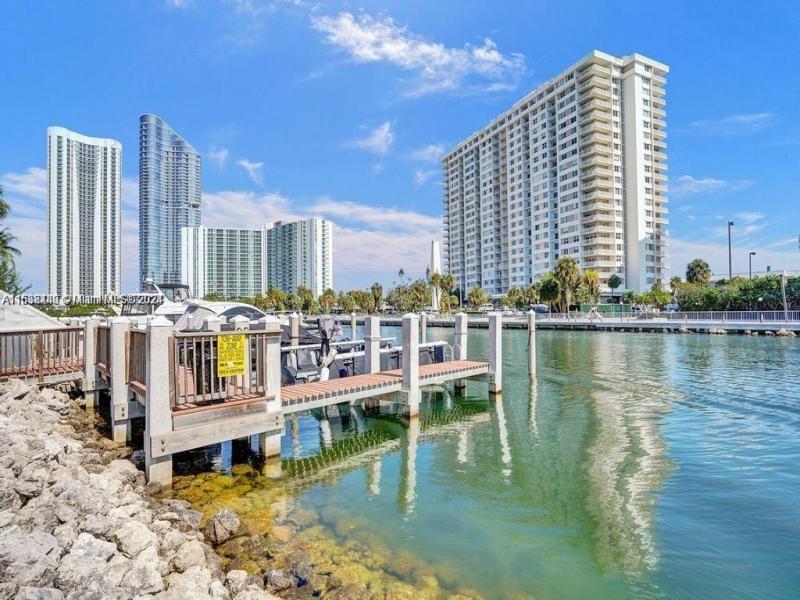Coastal Towers Apt #320