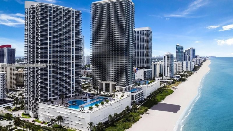 Beach Club One Apt #3809