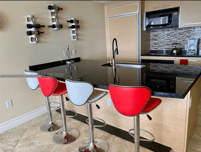 Comprar apartamento no Beach Club One 3809