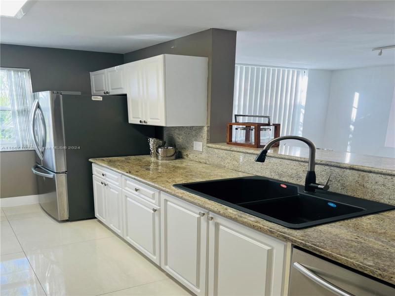 Property photo # 9