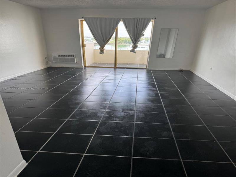 Comprar apartamento en Bayshore Yacht Tennis Club 204