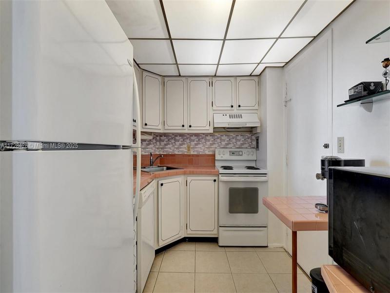 Condo for sale at Berkley South 3J