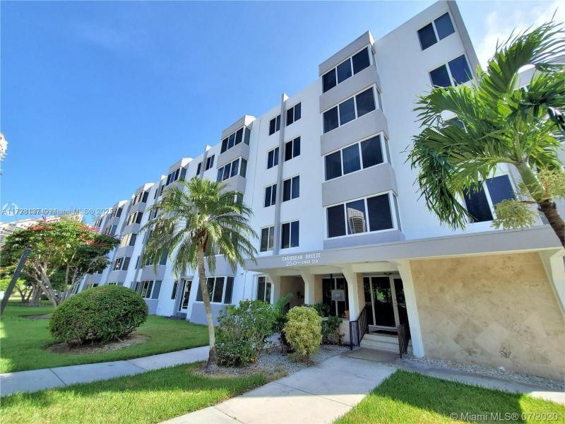 Caribbean Breeze Apt #455