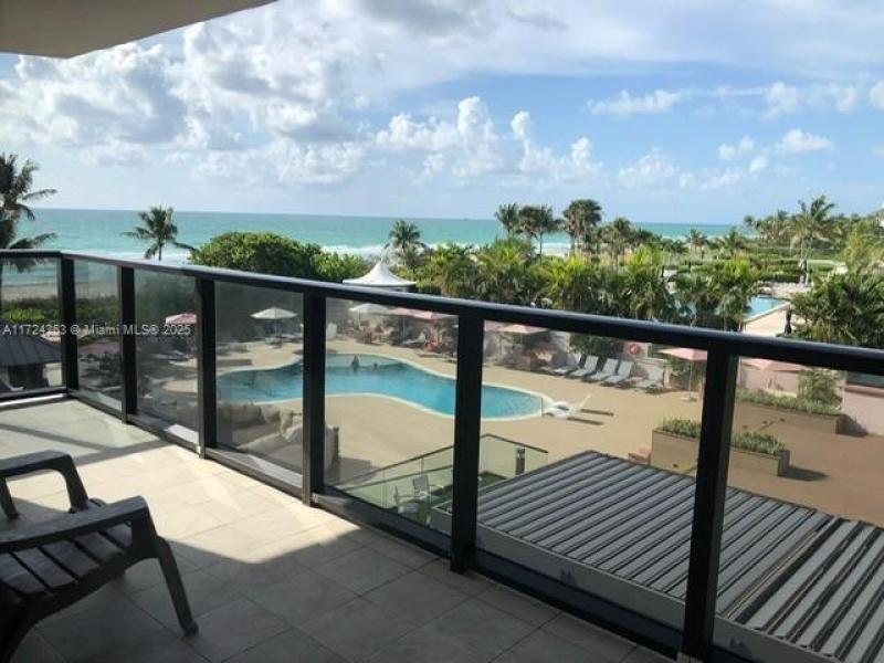 Comprar apartamento en The Alexander 501