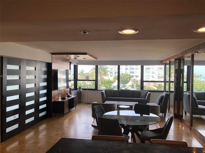 Comprar apartamento en The Alexander 501