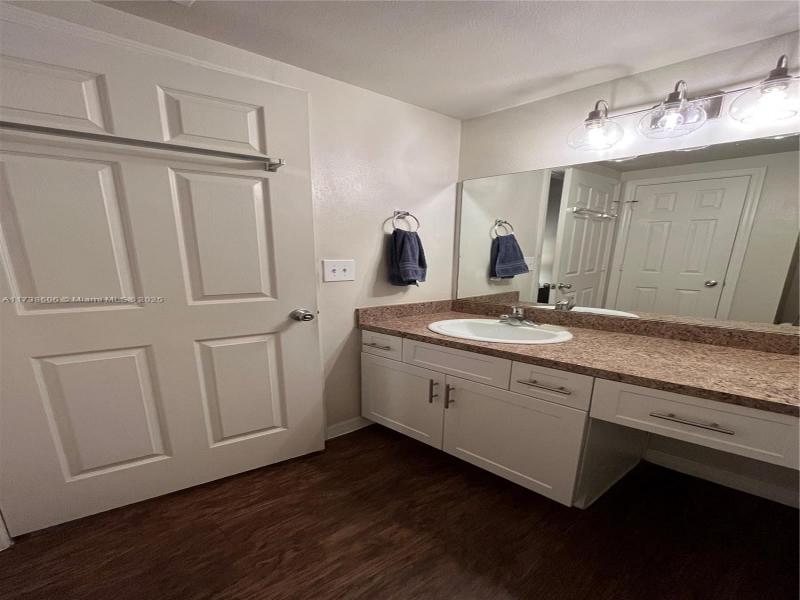 Property photo # 7