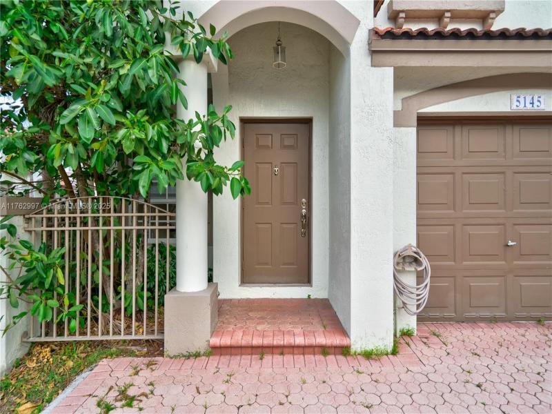 Property photo # 4