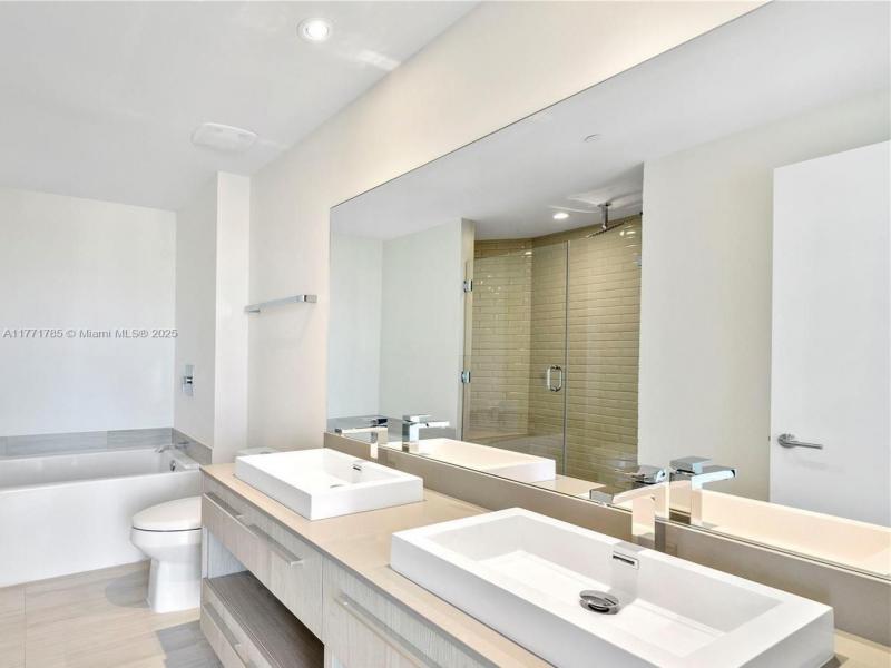 Comprar apartamento no Hyde Beach House T4301