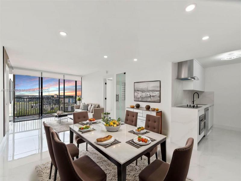 Coronado I Apt #1902