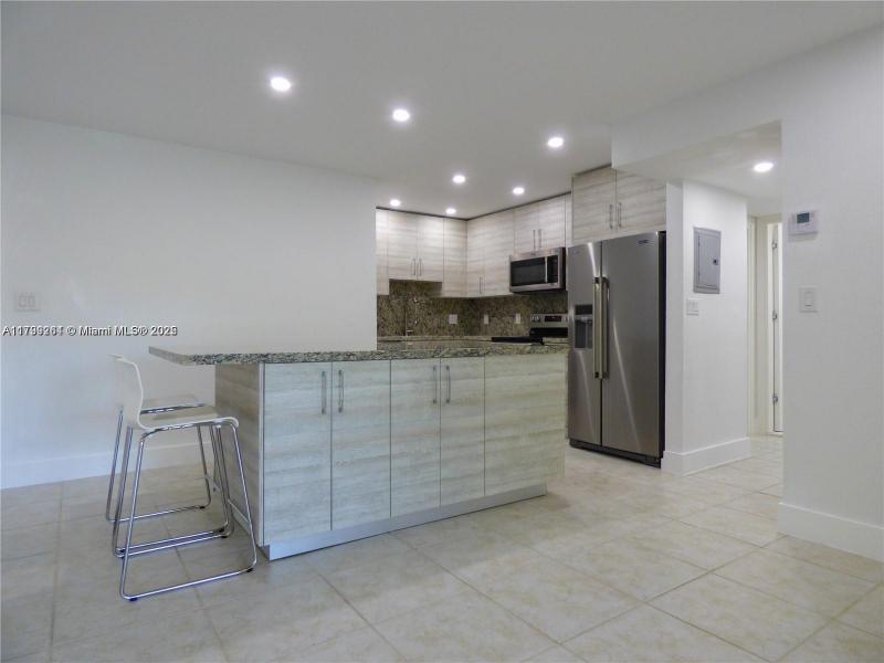 Property photo # 0