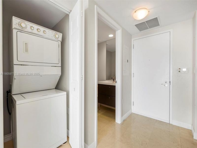Condo for sale at Duo Condo 1604E