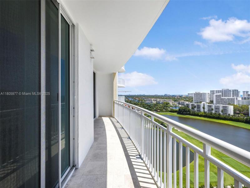 Condo for sale at Duo Condo 1604E