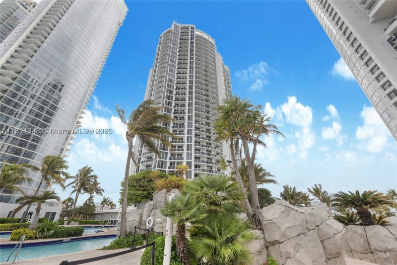 Condo for sale at Trump International Sonesta Beach Resort 1504