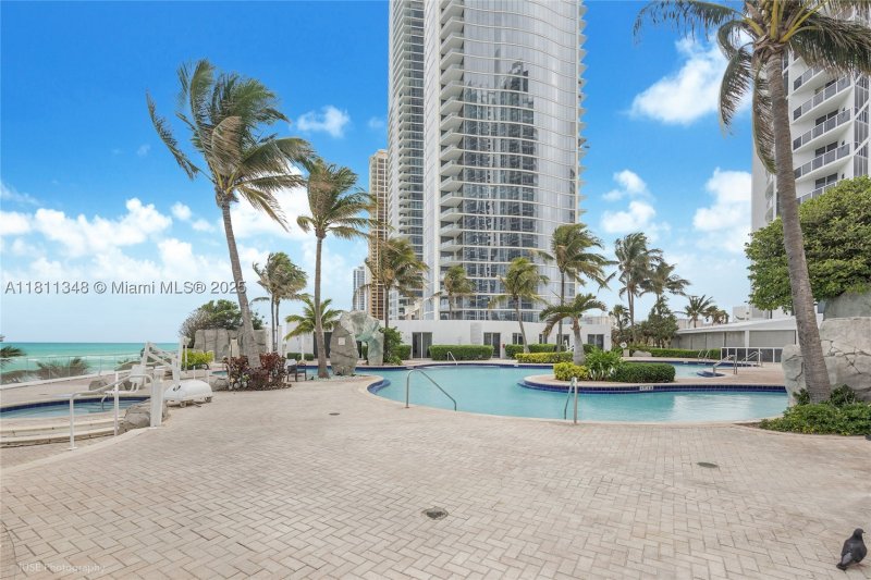 Condo for sale at Trump International Sonesta Beach Resort 1504