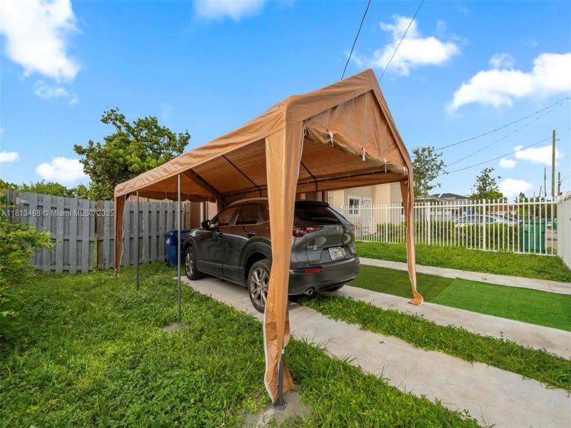 Property photo # 9