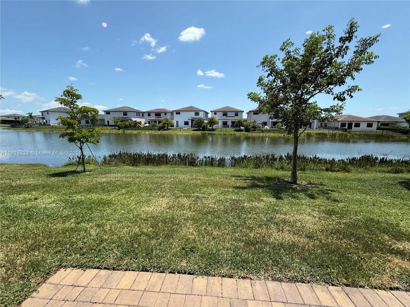 Property photo # 3