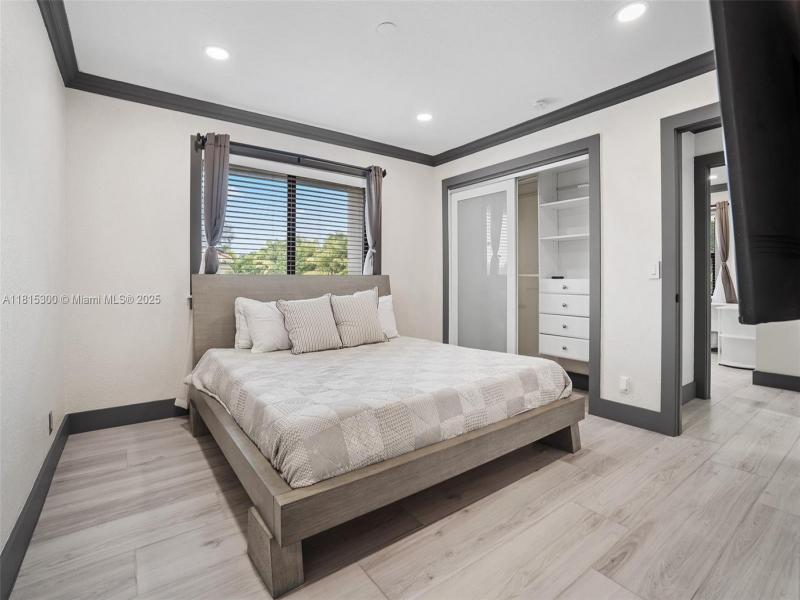 Property photo # 4