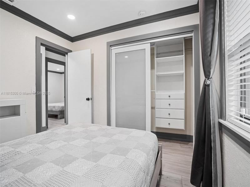 Property photo # 6