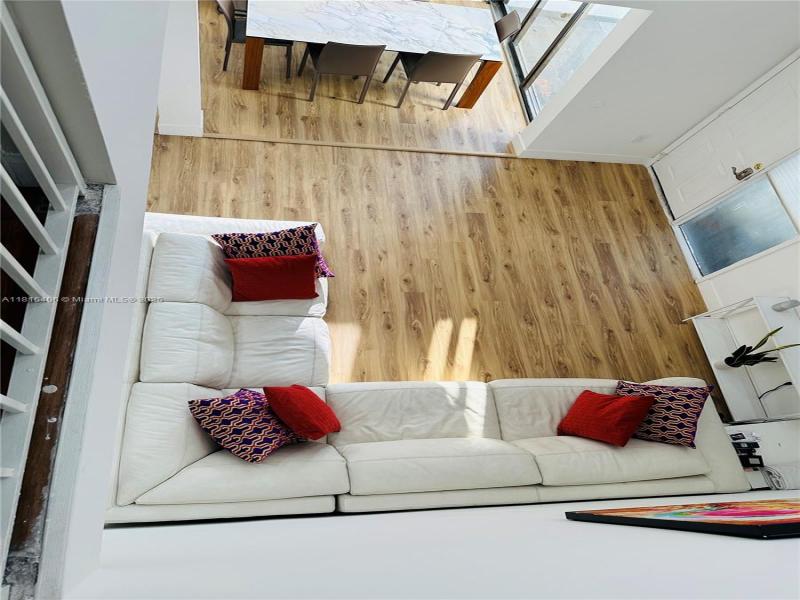 Property photo # 8