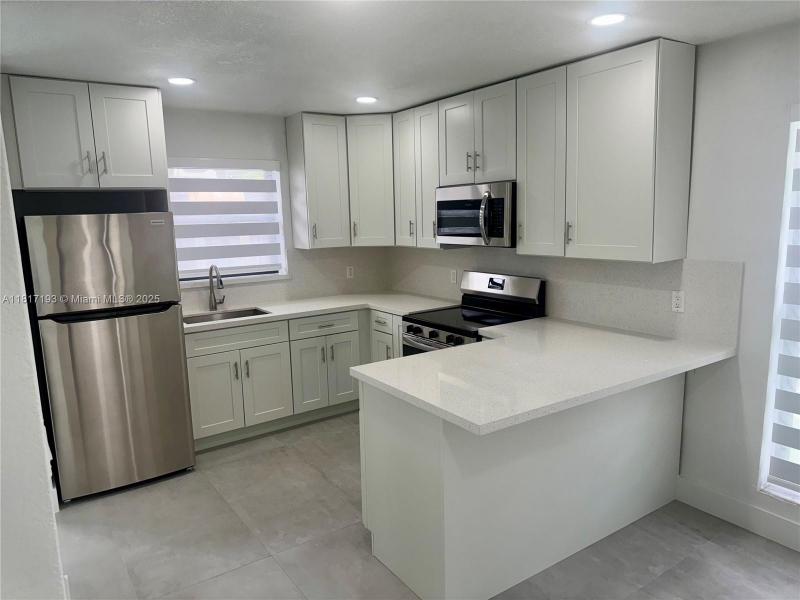 Property photo # 9