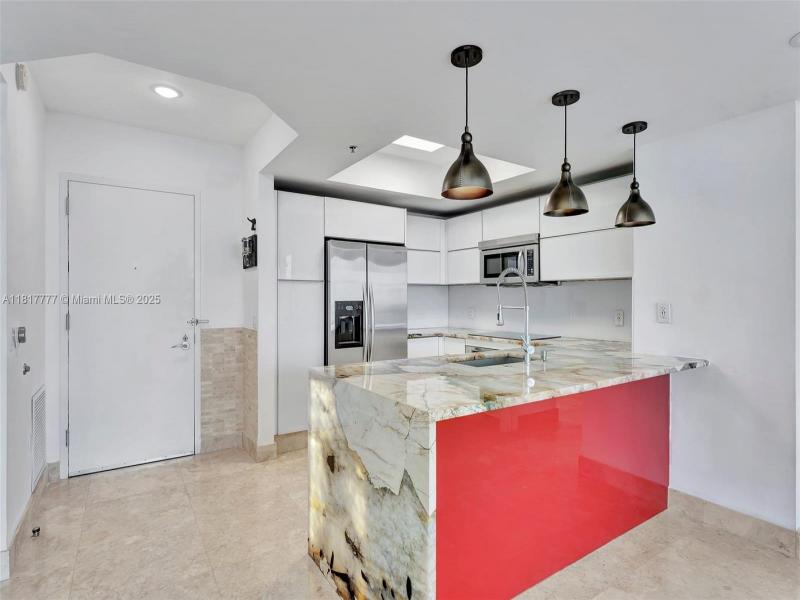 Property photo # 2