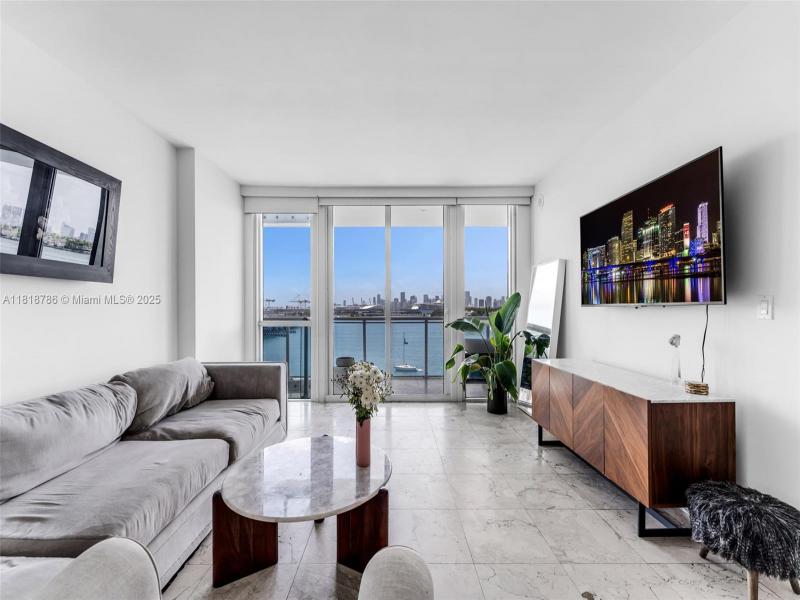 Property photo # 0
