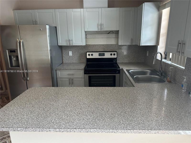 Property photo # 2