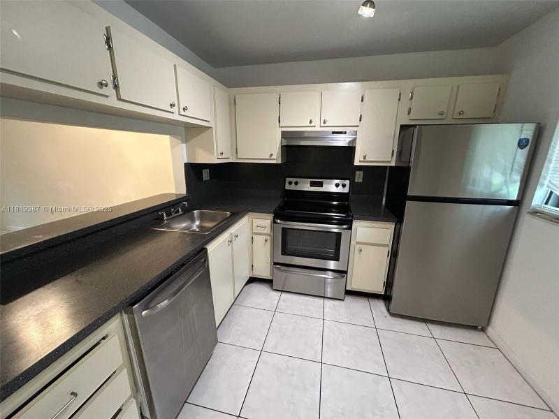 Property photo # 4