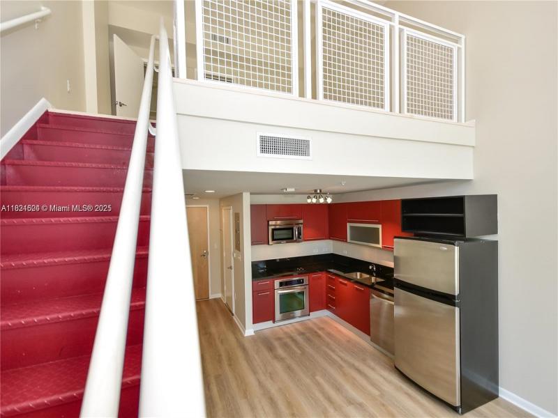 Property photo # 8