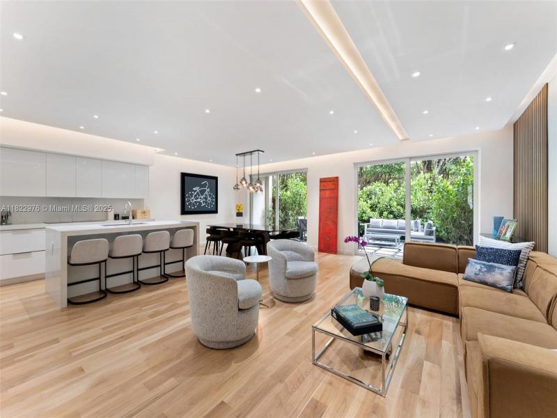 Property photo # 8