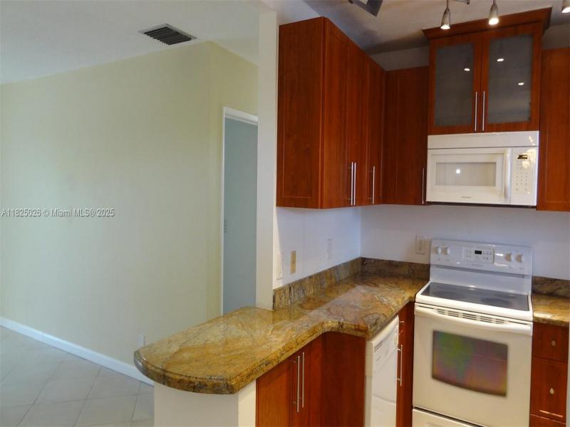 Property photo # 6