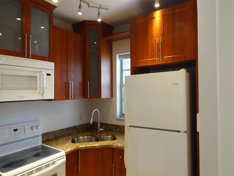 Property photo # 4