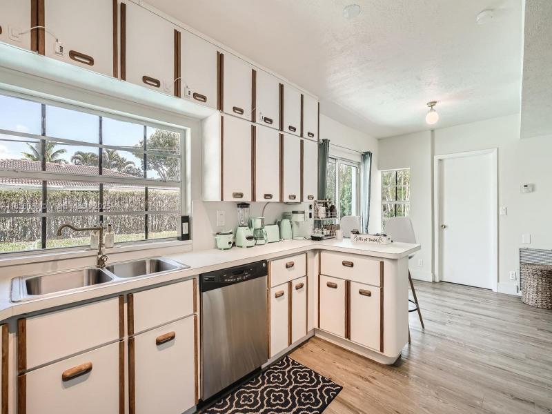 Property photo # 7