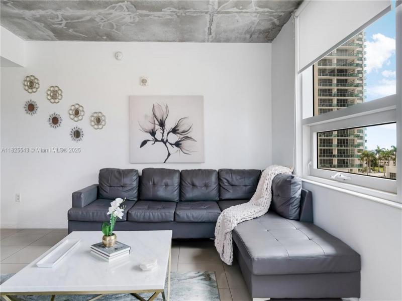 Property photo # 8