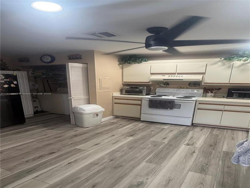 Property photo # 6