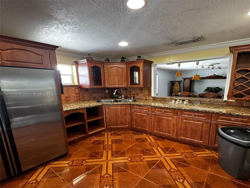 Property photo # 5