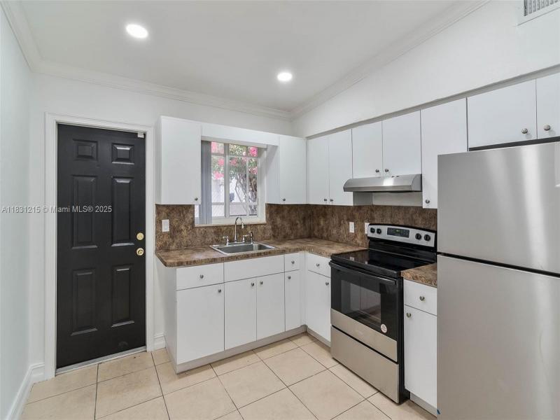 Property photo # 4