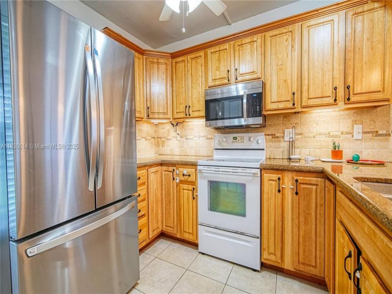 Property photo # 4