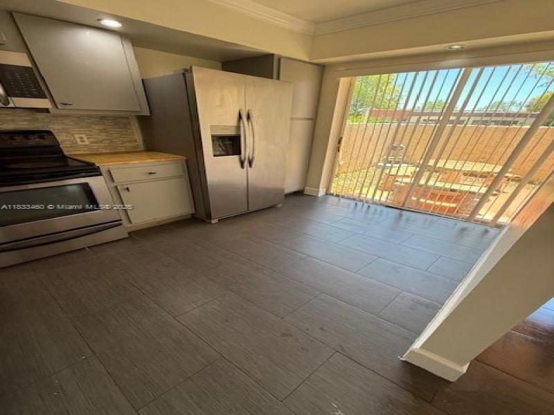 Property photo # 7