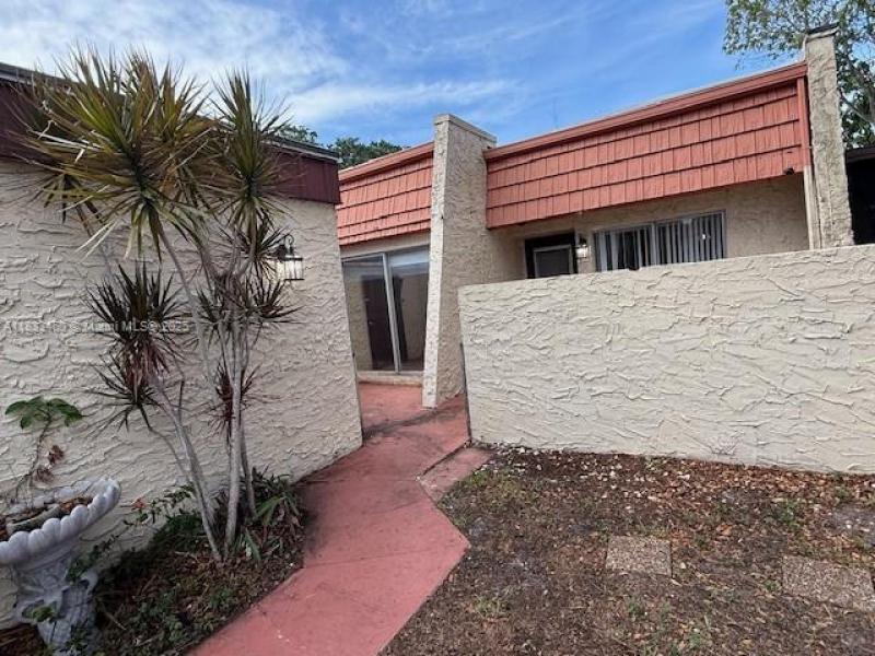 Property photo # 4