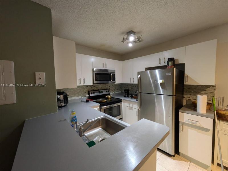 Property photo # 6