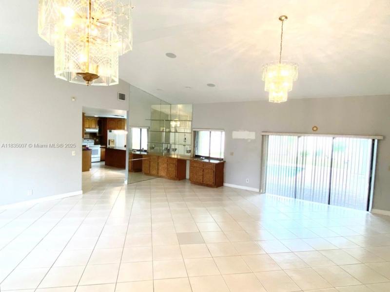Property photo # 4