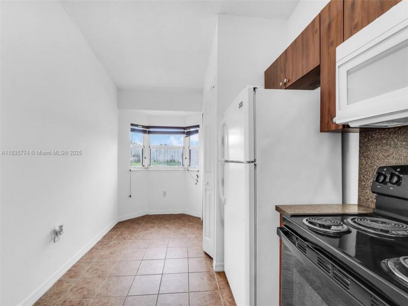 Property photo # 2