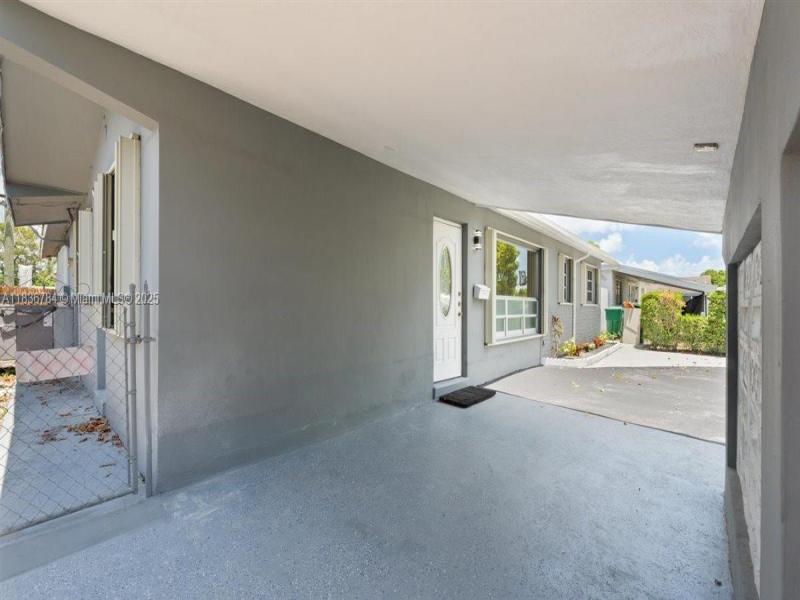 Property photo # 6