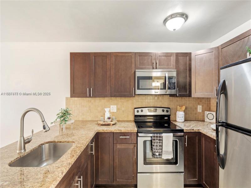 Property photo # 0