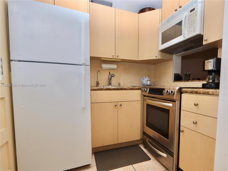 Property photo # 9